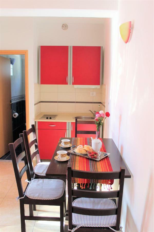 Apartmani Marija Duće エクステリア 写真