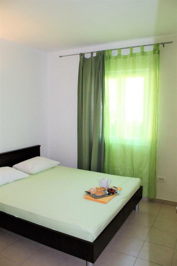 Apartmani Marija Duće エクステリア 写真
