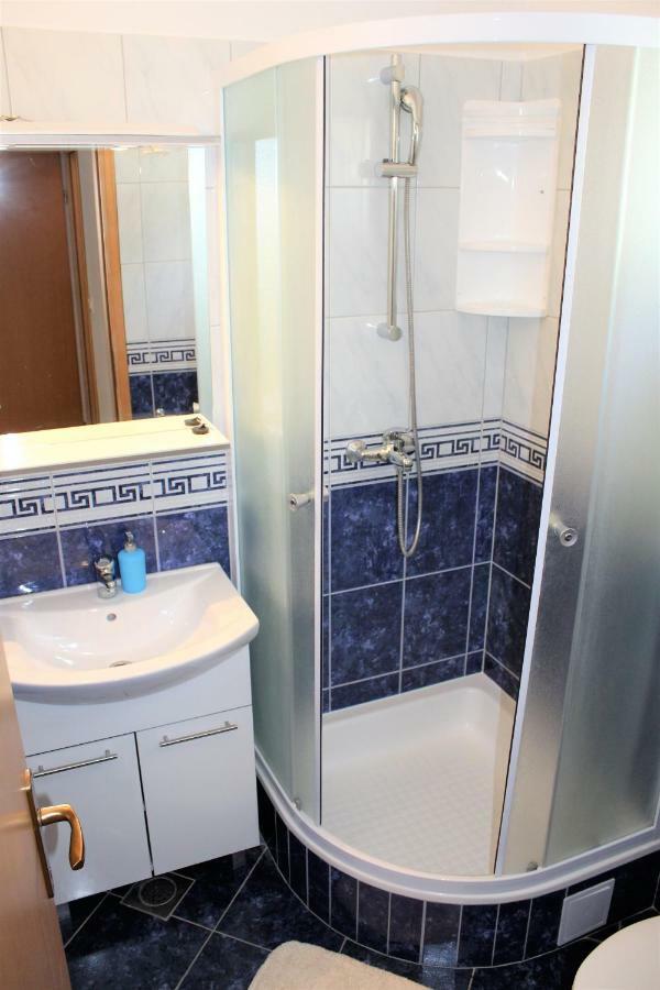 Apartmani Marija Duće エクステリア 写真